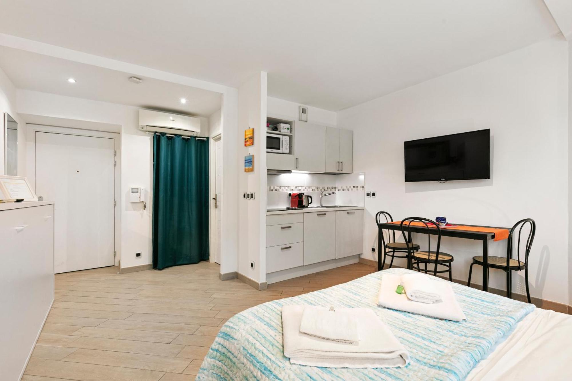 Les Oranges Five Stars Holidayhouse Nice Exterior photo